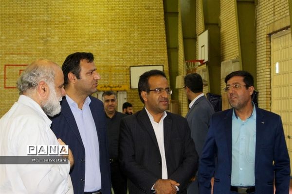 توزیع تجهیزات طرح کنترل و کاهش آسیب‌های اجتماعی مدارس استان بوشهر