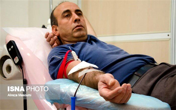 مدیرکل  انتقال خون خراسان رضوی: دیگر کیک و آبمیوه‌ هم نمی‌توانیم به خون‌دهندگان بدهیم