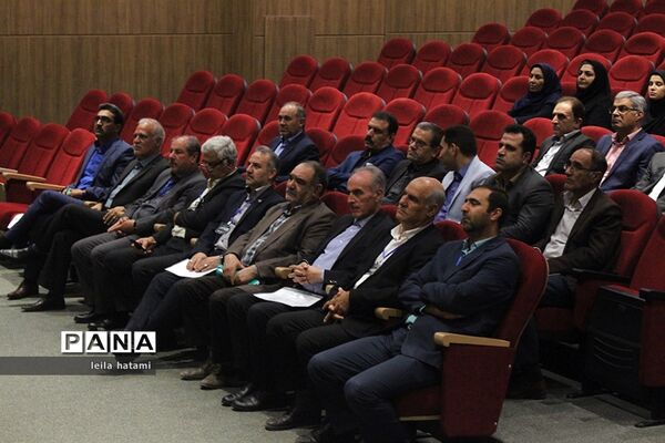 همایش معاونان تولیدات گیاهی و مدیران باغبانی سراسر کشور