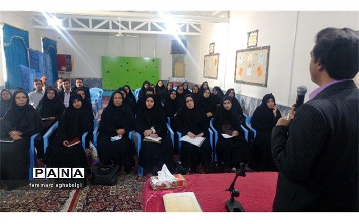برگزاری کارگاه توانمندسازی معلمان جدیدالورود تربت حیدریه
