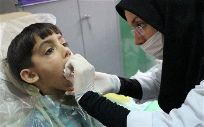 ۹ دندان از هر ۱۰ دندان به دلیل بیماری لثه کشیده می شود
