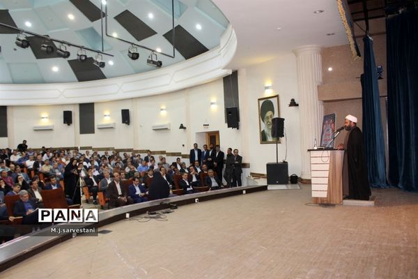 تکریم و معارفه مدیران کل آموزش و پرورش استان بوشهر