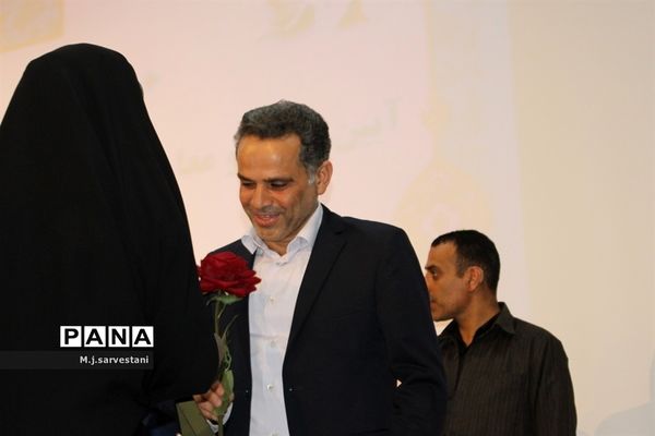 تکریم و معارفه مدیران کل آموزش و پرورش استان بوشهر