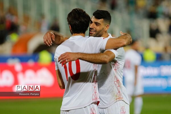 دیدار تیم‌های ملی فوتبال ایران و کامبوج