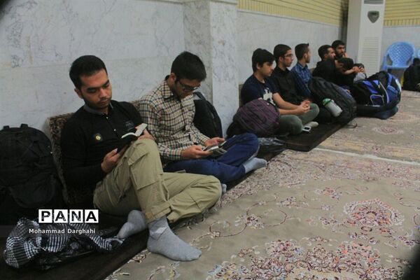 اعزام کاروان پیاده‌روی اربعین دانشجویی استان قم