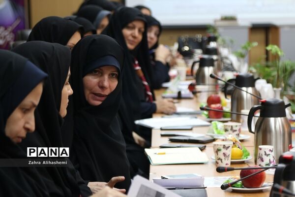 نشست مدیران سازمان دانش‌آموزی مناطق 19گانه شهر تهران و اداره استثنایی