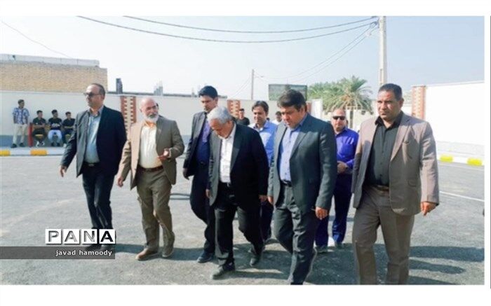 بازدیدازمدارس سیل زده حمیدیه باحضورمسئولین استانی وکشوری