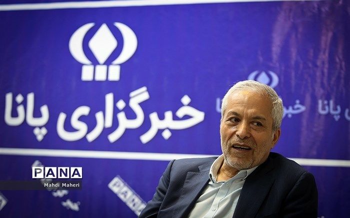 میرلوحی:  اصرار داریم در شهرداری پشت درهای بسته تصمیم‌گیری نشود