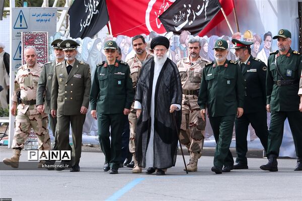 حضور رهبر معظم انقلاب در مراسم دانش‌آموختگی دانشجویان دانشگاه امام حسین (ع)
