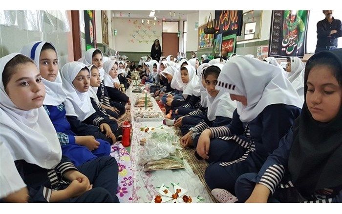 برگزاری مراسم سفره حضرت رقیه (س) در دبستان شهید مقدم احمدی اردبیل