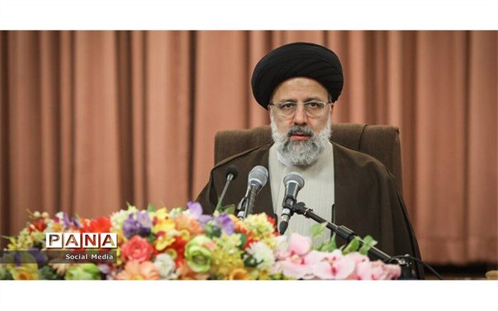 نظام بانکی باید سرمایه را در اختیار کارآفرین قرار دهد نه دلالان