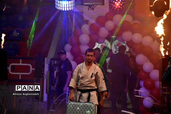 مسابقات سوپرفایت با حضور قهرمانان ایران و روسیه