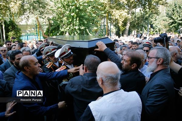 مراسم تشییع پیکر جعفر کاشانی، پیشکسوت فوتبال ایران