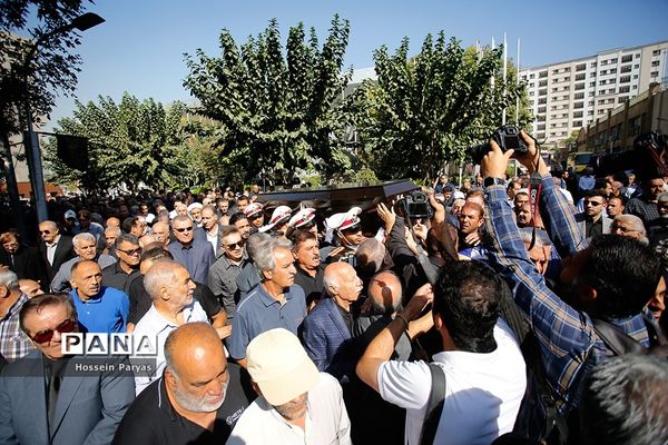 مراسم تشییع پیکر جعفر کاشانی، پیشکسوت فوتبال ایران