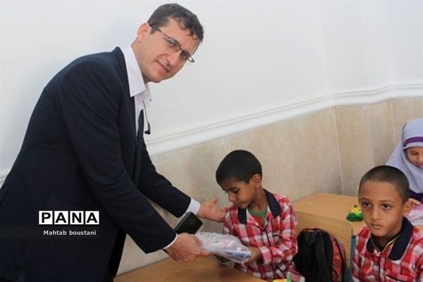 افتتاح مدرسه خیر ساز در روستای شاهیجان از توابع بخش بوشکان دشتستان