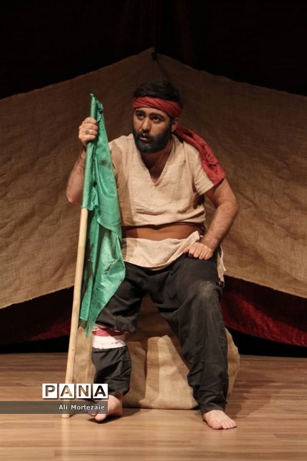 نمایش «آتش خودبرافروخته وهب‌» در رباط‌کریم