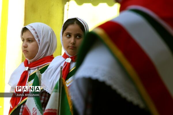 آیین احداث مدرسه خیری به همت خیر نیک اندیش، بتول بختیاری در منطقه 8 آموزش و پرورش