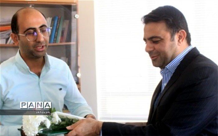 فرمانداربهاباد: دامپزشکی در خط مقدم حوزه سلامت قراردارد