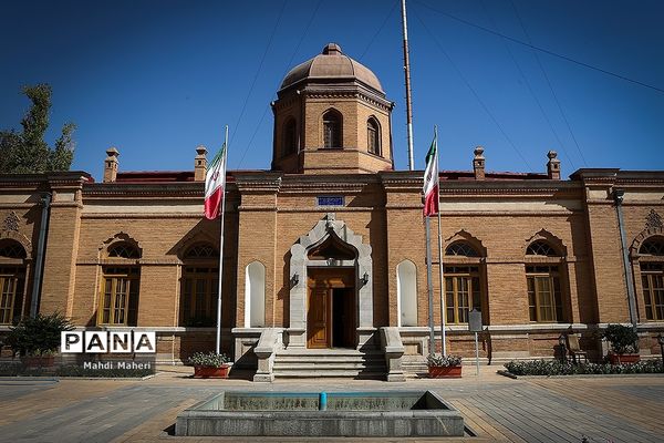 عمارت کلاه فرنگی