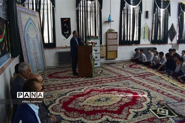 تکریم و معارفه مدیردو مدرسه در اردکان