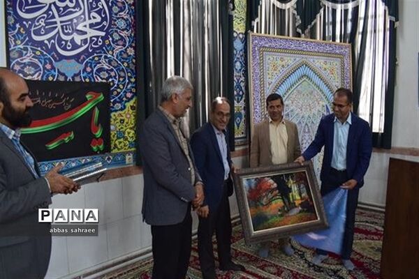تکریم و معارفه مدیردو مدرسه در اردکان