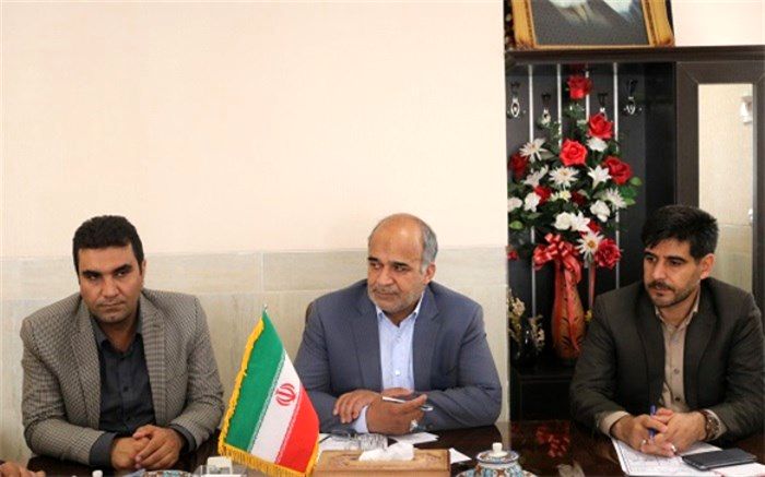 تاکید فرماندار اشکذر برنظارت مستمر برای ارتقای کیفیت پخت نان در شهرستان