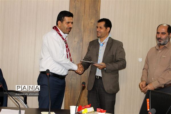 مراسم تجلیل از مربیان و عوامل اجرایی نهمین دوره اردوی ملی  پیشتازان سازمان دانش‌آموزی  البرز