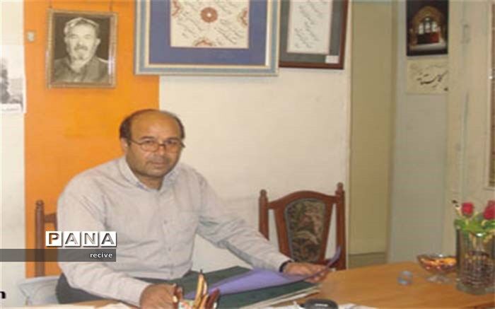 نگاه به درس  هنر باید عوض شود