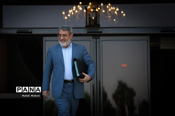 حاشیه جلسه هیات دولت