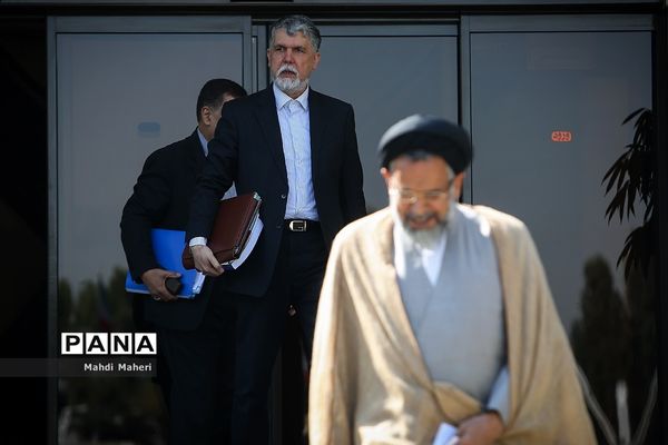 حاشیه جلسه هیات دولت