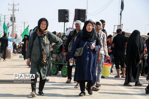 عبور زائران اربعین حسینی از مرز بین المللی شلمچه