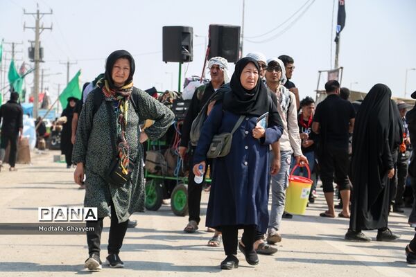 عبور زائران اربعین حسینی از مرز بین المللی شلمچه
