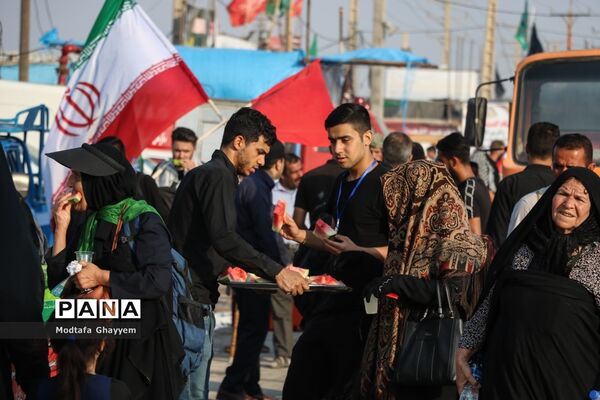 عبور زائران اربعین حسینی از مرز بین المللی شلمچه