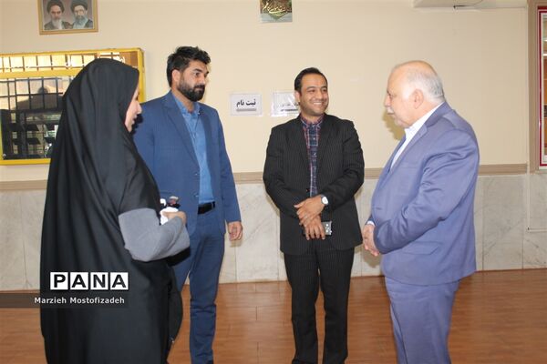 بازدید مدیرعامل مجمع خیرین شهرساز و فرهنگ‌ساز از کتابخانه دانش‌آموز