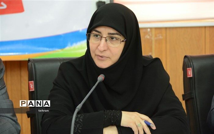 معاون ابتدایی آموزش‌وپرورش: حذف زبان انگلیسی از مدارس خلاف عدالت آموزشی است