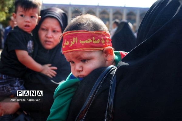 شور حسینی در حرم مطهر احمدبن موسی (ع) در شیراز