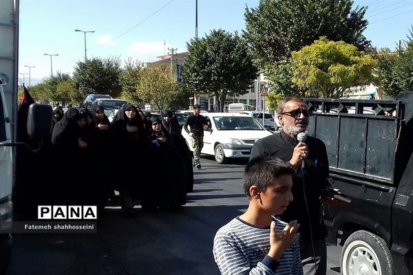 پیاده روی دلدادگان اربعین حسینی درفیروزکوه