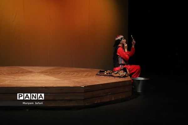 نمایش «جنگنامه غلامان»