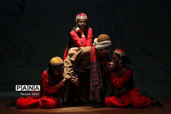 نمایش «جنگنامه غلامان»