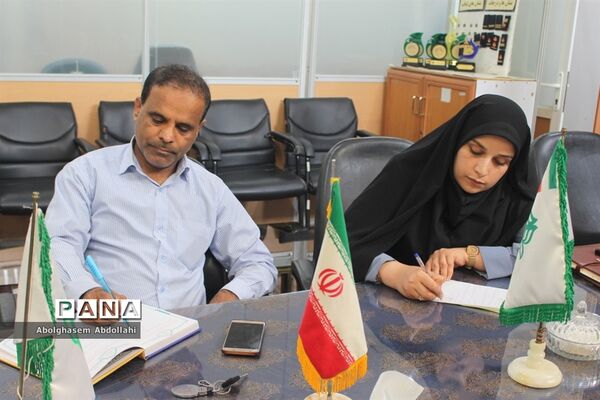 نشست تخصصی مربیان پیشتاز شهرستان بوشهر