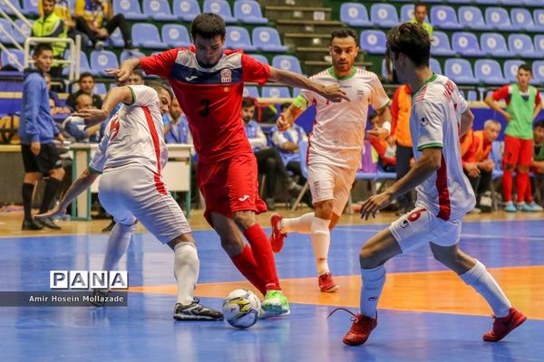 دیدار تیم‌های ایران و قرقیزستان از سری بازی‌های مرحله مقدماتی فوتسال آسیا