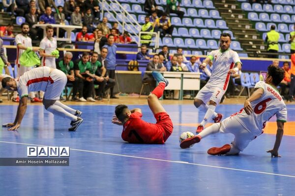 دیدار تیم‌های ایران و قرقیزستان از سری بازی‌های مرحله مقدماتی فوتسال آسیا
