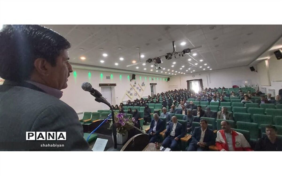 کارگاه توانمند سازی معاونین و مربیان پرورشی کاشمر برگزار شد