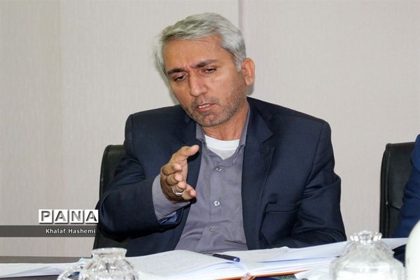 جلسه کمیته اطلاع رسانی  اجلاس نماز در استانداری بوشهر