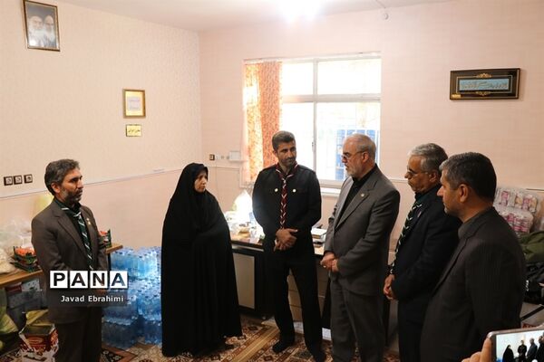بازدید مدیر سازمان دانش‌آموزی خراسان رضوی از خدمت‌رسانی پیشتازان به زائران امام رضا (ع)