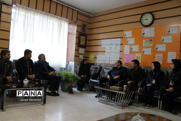 بازدید مدیر سازمان دانش‌آموزی خراسان رضوی از خدمت‌رسانی پیشتازان به زائران امام رضا (ع)