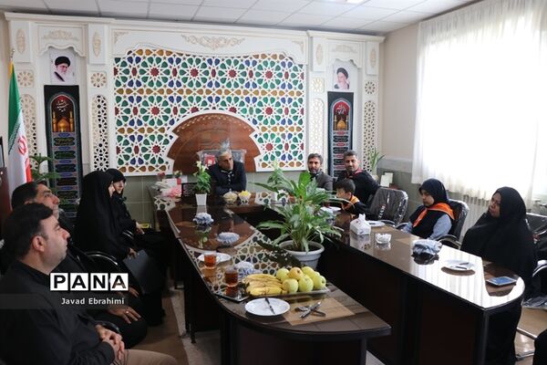 بازدید مدیر سازمان دانش‌آموزی خراسان رضوی از خدمت‌رسانی پیشتازان به زائران امام رضا (ع)