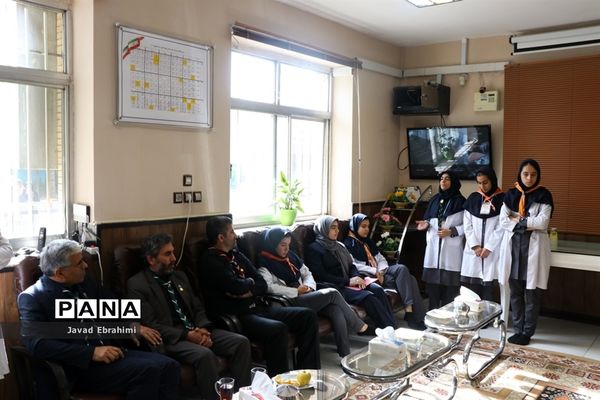 بازدید مدیر سازمان دانش‌آموزی خراسان رضوی از خدمت‌رسانی پیشتازان به زائران امام رضا (ع)