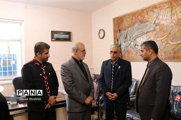 بازدید مدیر سازمان دانش‌آموزی خراسان رضوی از خدمت‌رسانی پیشتازان به زائران امام رضا (ع)