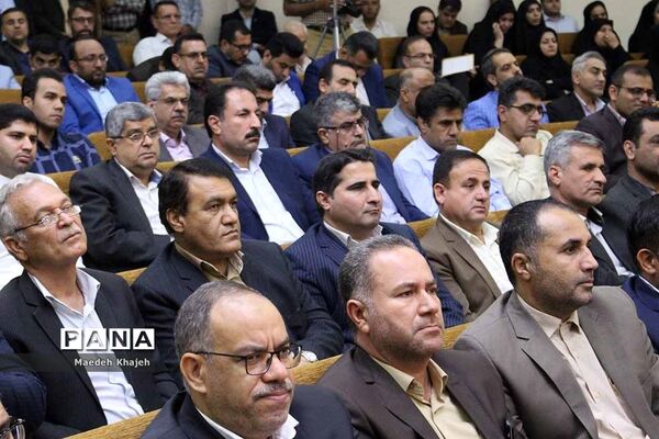آیین تودیع و معارفه مدیرکل قدیم و جدید آموزش و پرورش خوزستان
